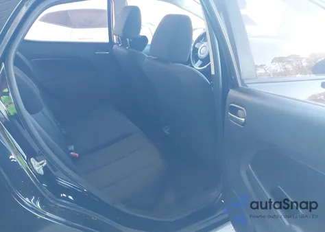 2012 Mazda Mazda2 Sport из США, поврежденный, VIN JM1DE1KY6C0135094